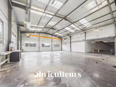 Local d'activités - 560 m²