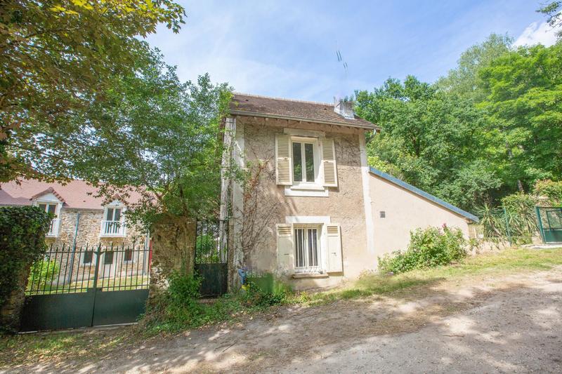 Maison - 93 m² - 5 pièces