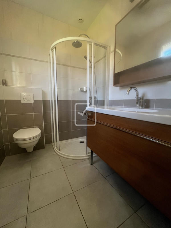 Maison - 102 m² - 4 pièces