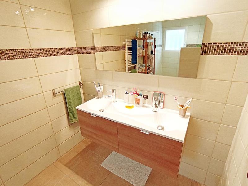 Maison - 310 m² - 7 pièces