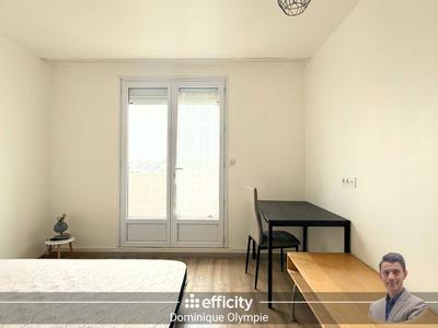 Appartement - 75 m² - 4 pièces