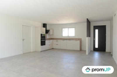 Maison - 98 m² - 4 pièces