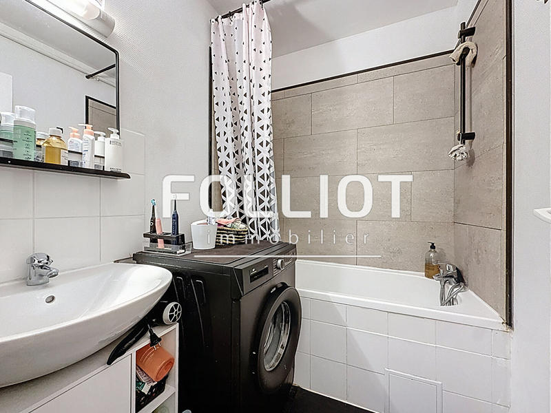 Appartement - 79 m² - 4 pièces