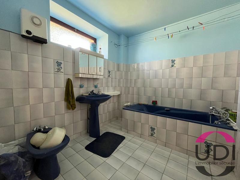 Maison - 220 m² - 5 pièces