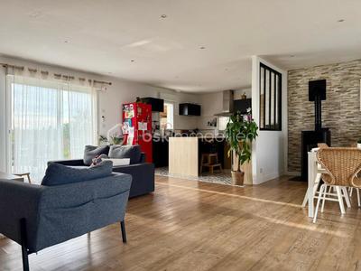 Maison - 119 m² - 6 pièces