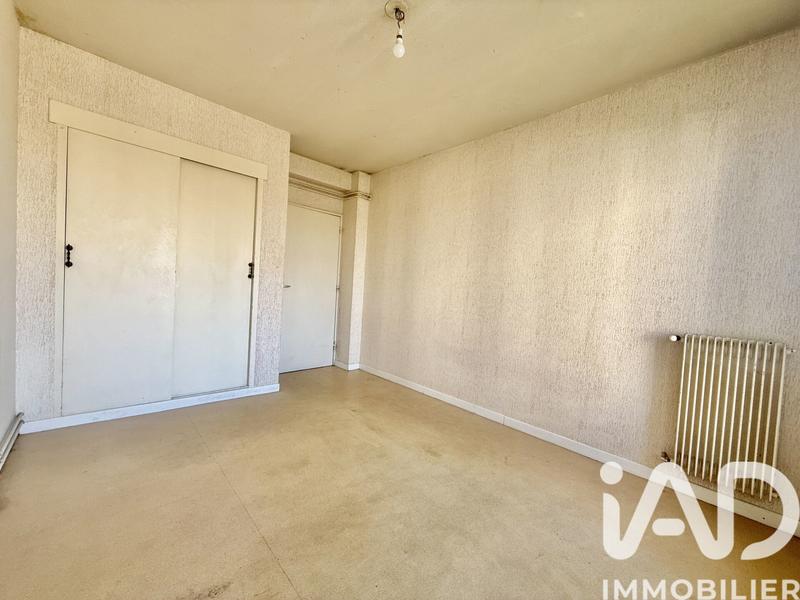 Appartement - 99 m² - 5 pièces