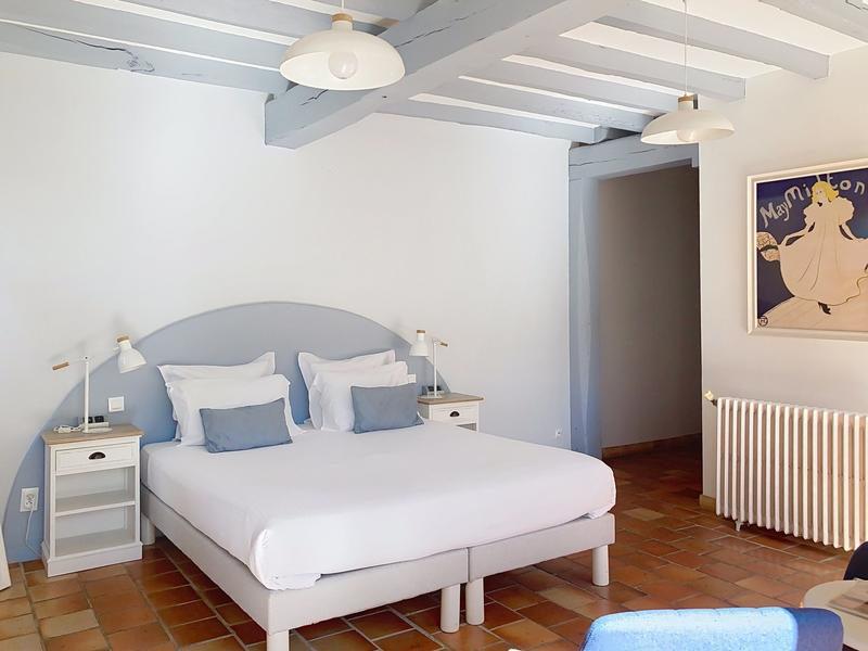 Maison ancienne - 532 m² - 11 pièces