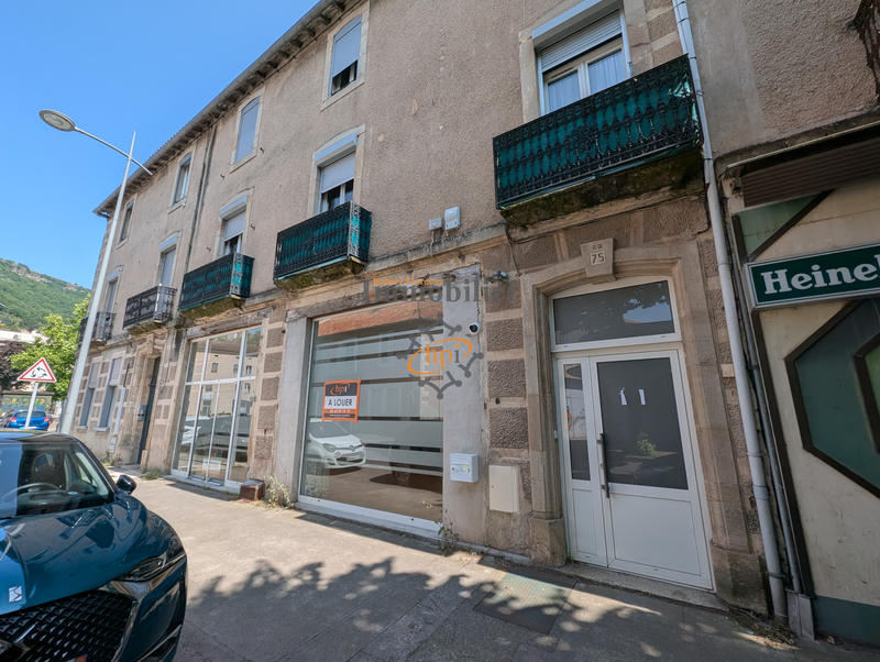 Local commercial - 112 m²