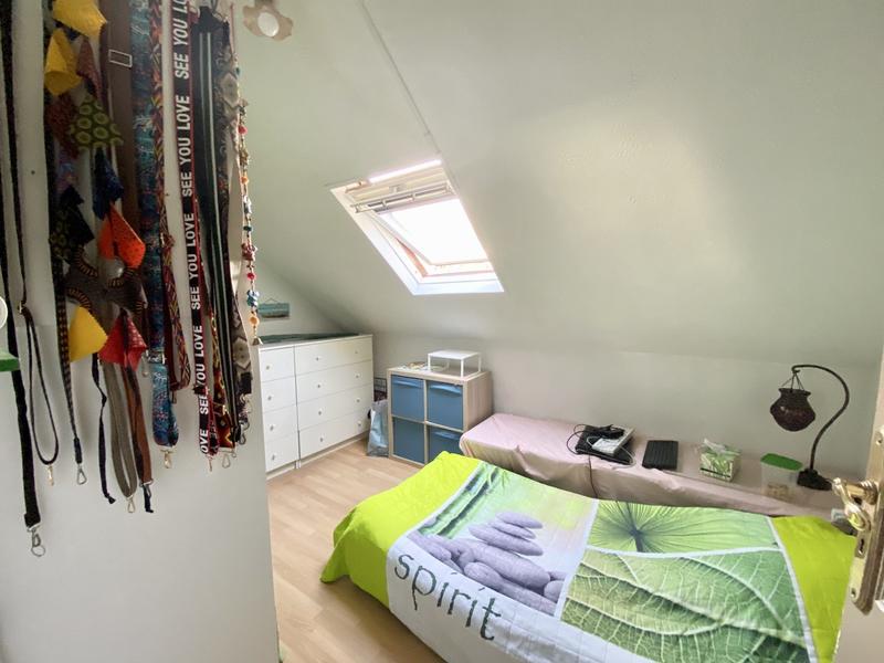 Maison traditionnelle - 141 m² - 7 pièces