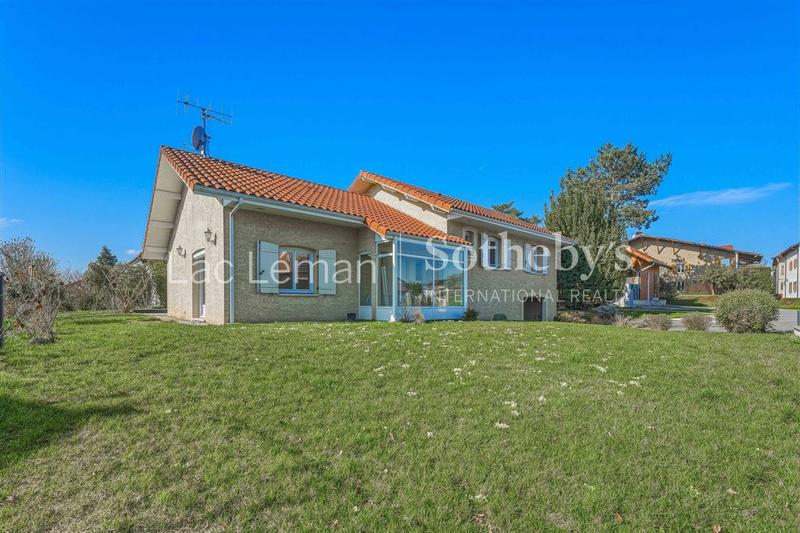 Maison - 145 m² - 7 pièces