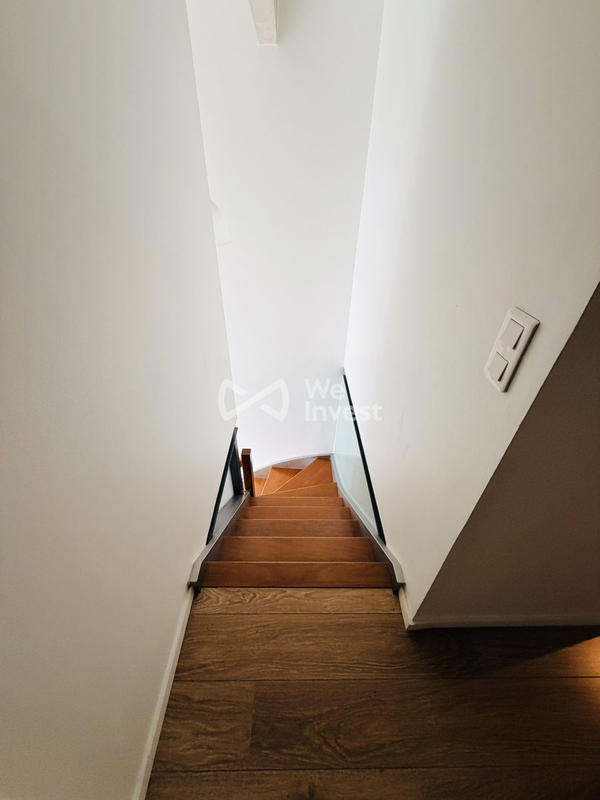 Appartement - 131 m² - 6 pièces