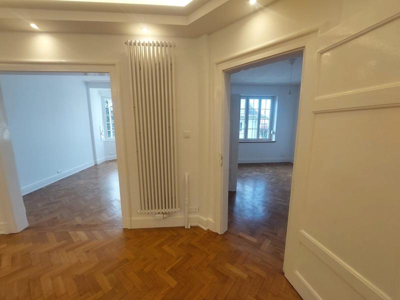 Appartement - 146 m² - 6 pièces