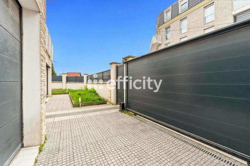 Maison - 125 m² - 4 pièces