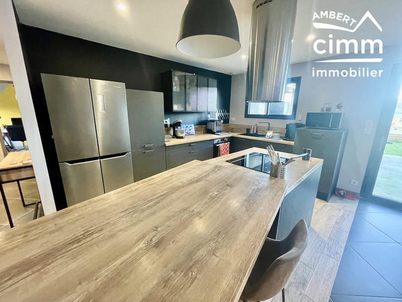 Maison - 165 m² - 7 pièces