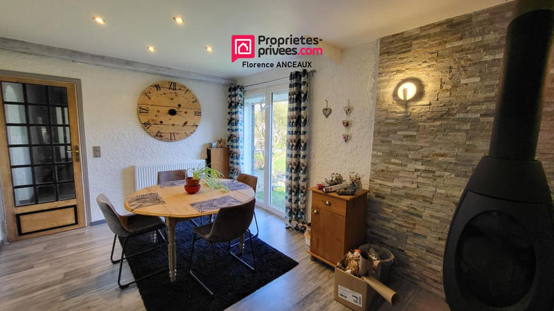 Maison - 207 m² - 7 pièces