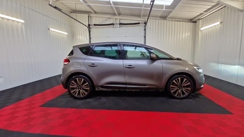 Renault Scénic IV Initiale Paris dCi 160 Edc
