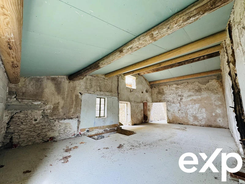 Maison traditionnelle - 251 m² - 5 pièces