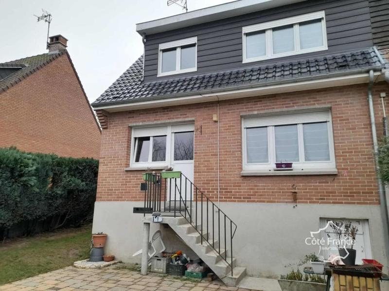 Maison - 85 m² - 4 pièces