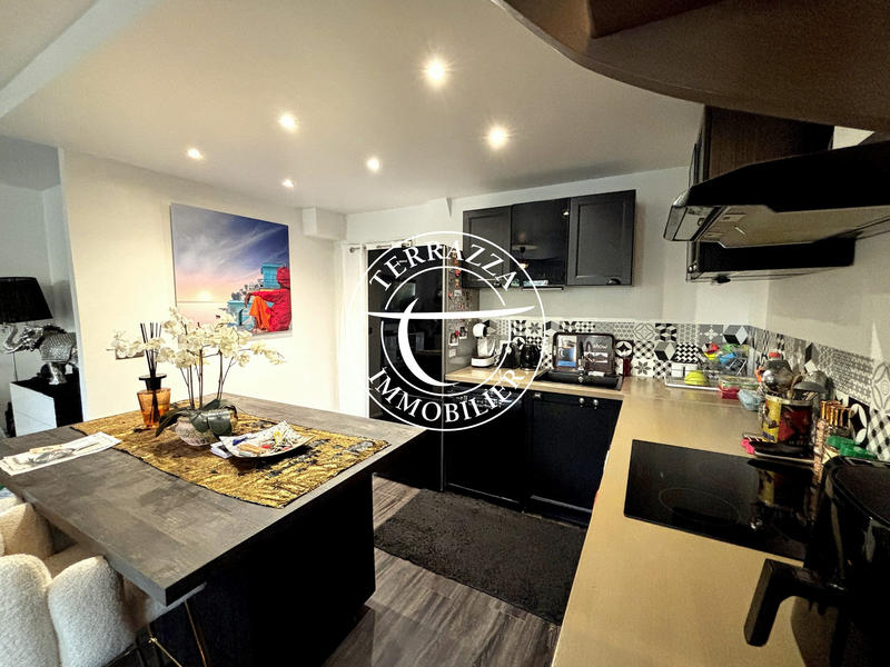 Duplex - 74 m² - 3 pièces