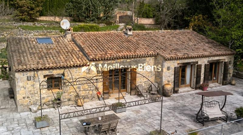 Mas - 210 m² - 8 pièces