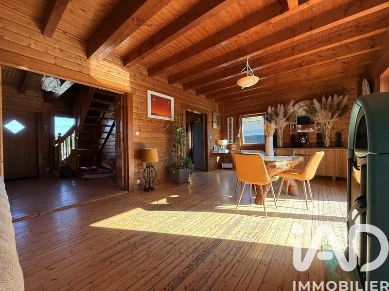 Châlet - 121 m² - 4 pièces