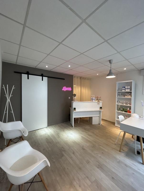 Local commercial - 35 m² - 3 pièces