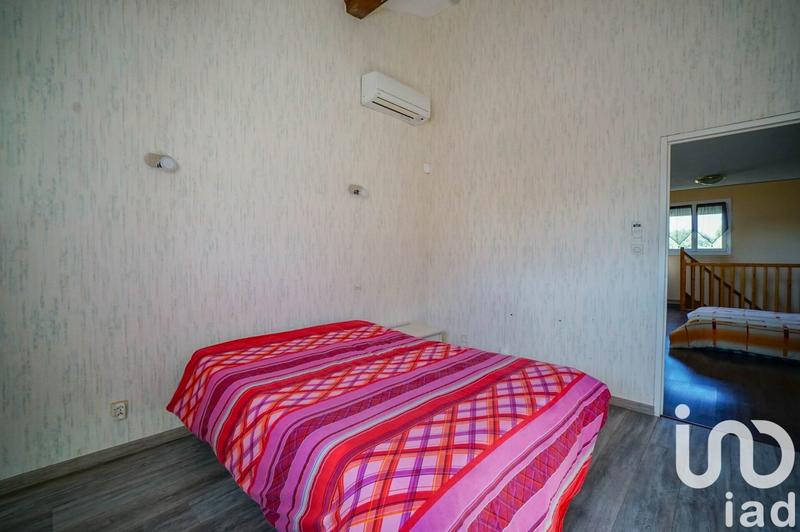 Maison - 180 m² - 7 pièces