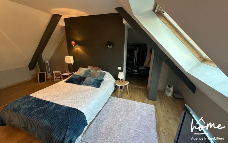 Appartement - 135 m² - 6 pièces