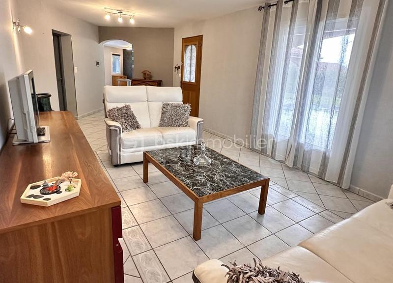 Maison - 141 m² - 6 pièces