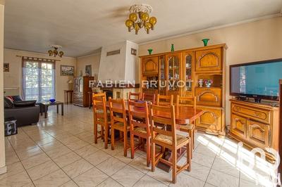 Maison - 113 m² - 7 pièces