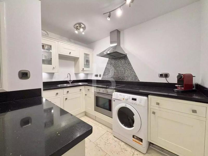 Villa - 385 m² - 11 pièces