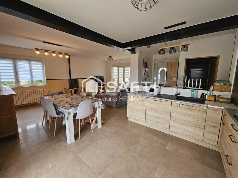 Maison - 135 m² - 6 pièces