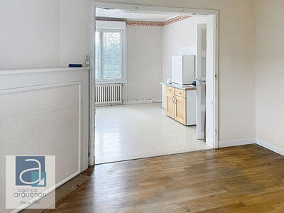 Maison - 86 m² - 4 pièces