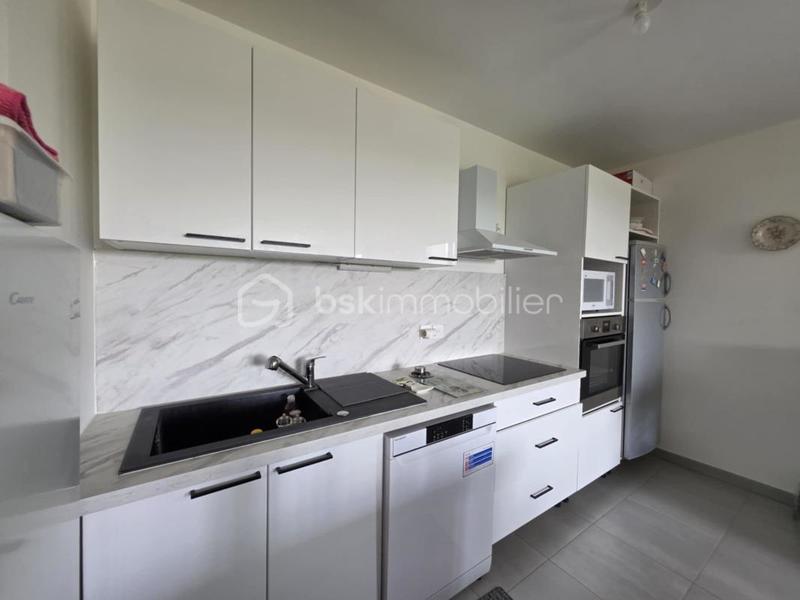 Appartement - 70 m² - 3 pièces