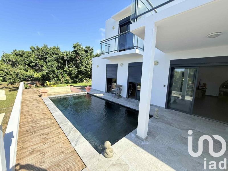 Maison - 146 m² - 5 pièces