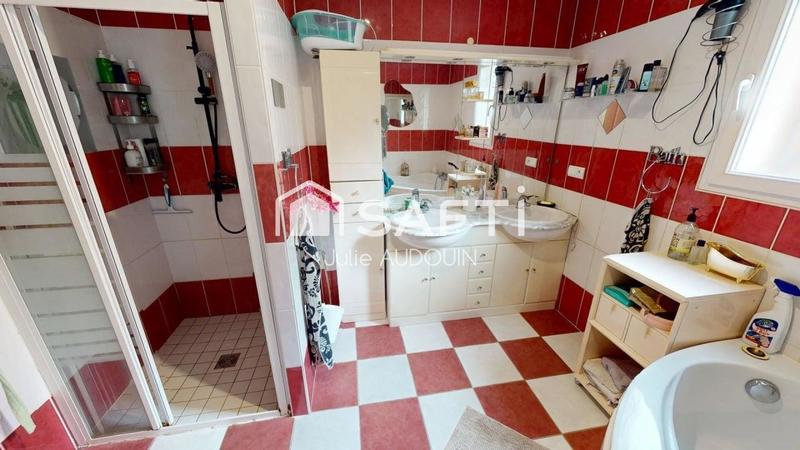 Maison - 149 m² - 7 pièces