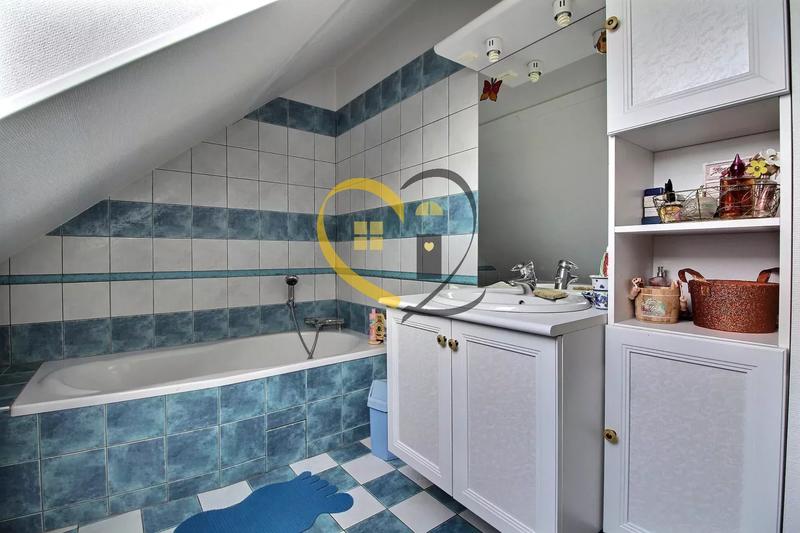 Maison - 133 m² - 7 pièces