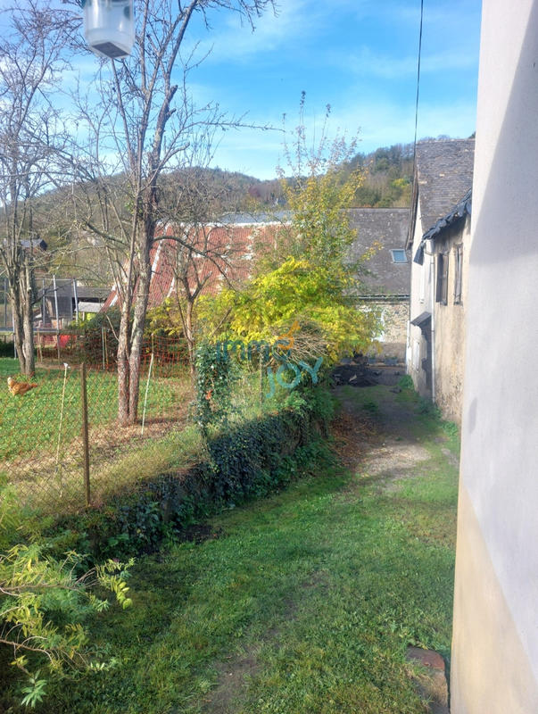 Maison de village - 90 m² - 4 pièces