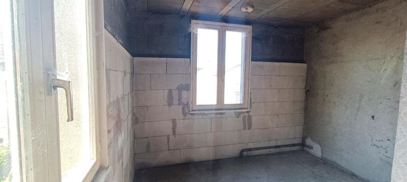 Maison - 93 m² - 5 pièces