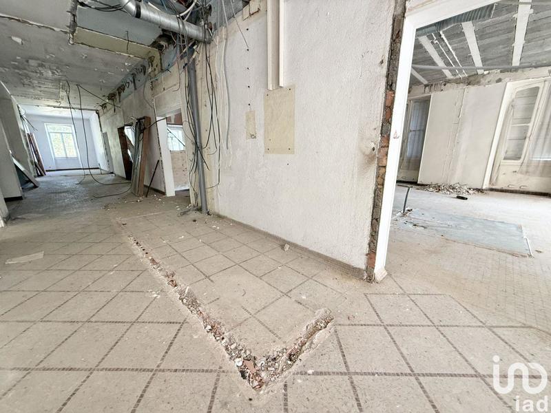 Maison - 800 m² - 11 pièces