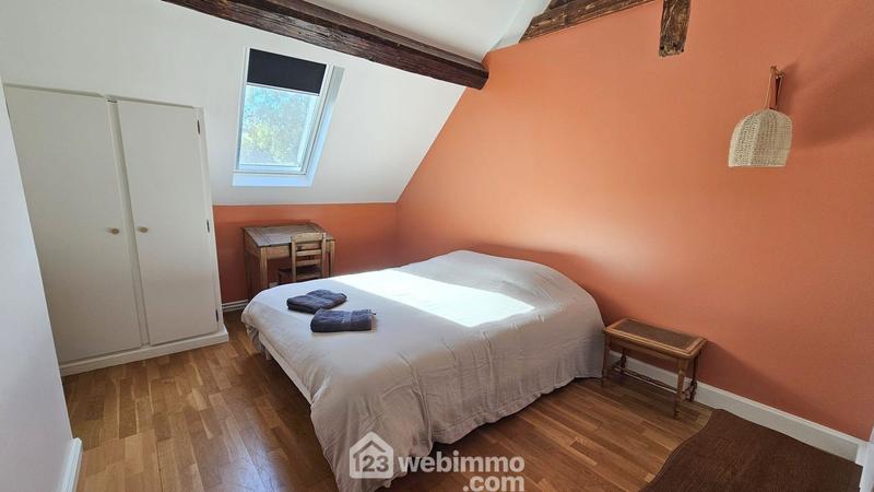 Maison - 231 m² - 9 pièces