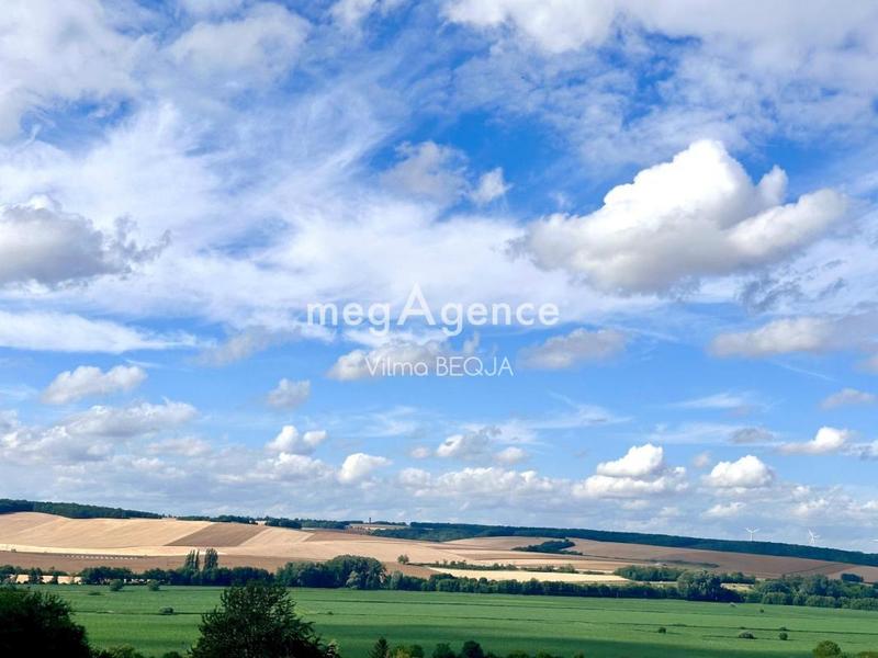 Terrain constructible - 1 666 m²