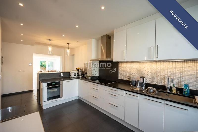 Maison d'architecte - 250 m² - 7 pièces