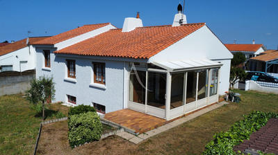 Maison - 100 m² - 3 pièces