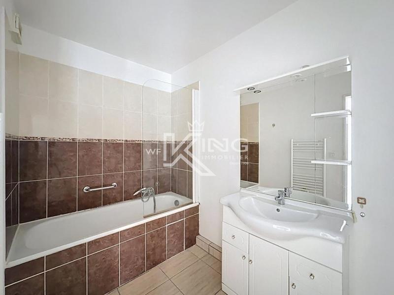 Appartement - 77 m² - 3 pièces