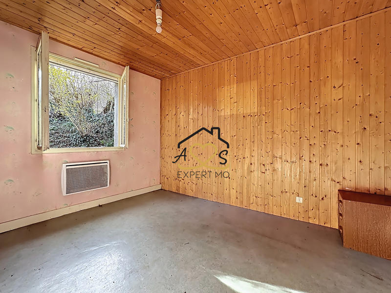 Maison - 94 m² - 6 pièces