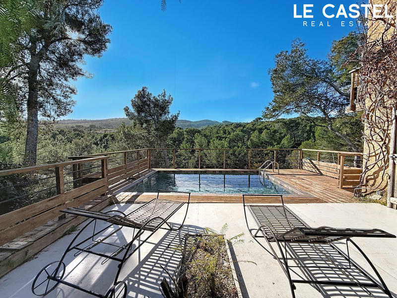 Maison - 144 m² - 5 pièces