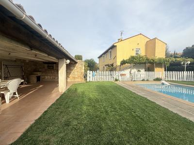 Maison ancienne - 138 m² - 7 pièces