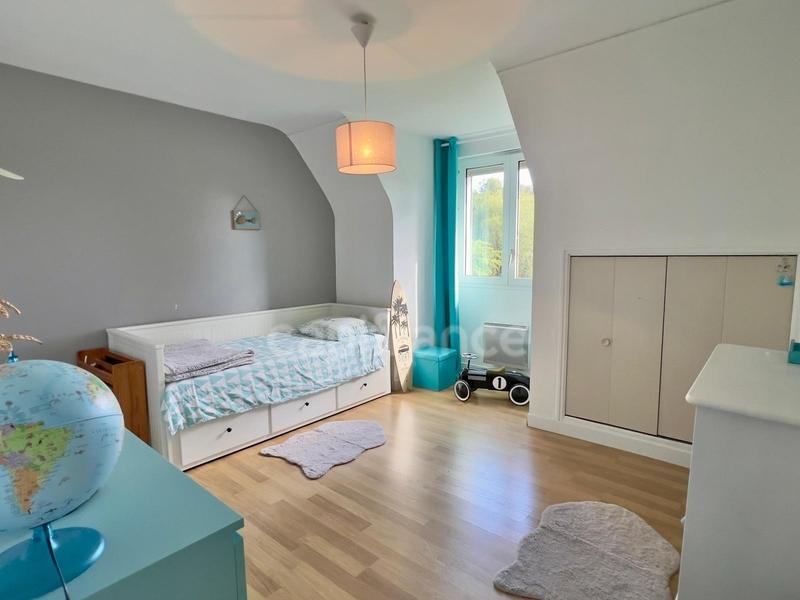 Maison - 173 m² - 6 pièces