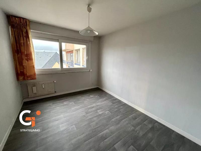 Appartement - 96 m² - 5 pièces